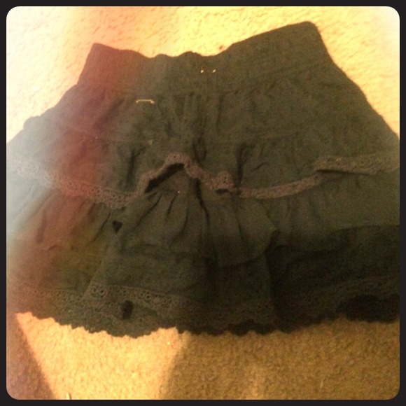 Cute hollister skirt sale today only!