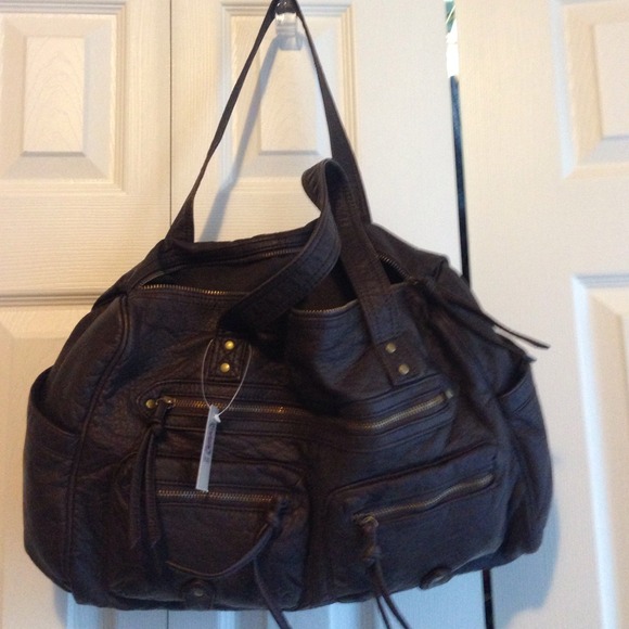 Decree brand new purse