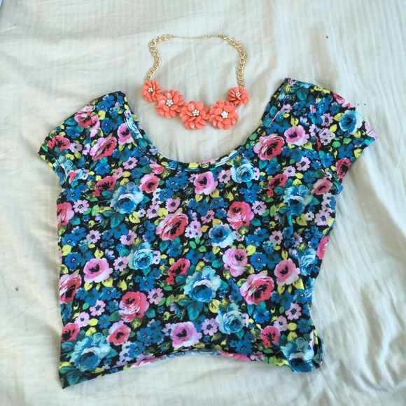 Wet seal crop top