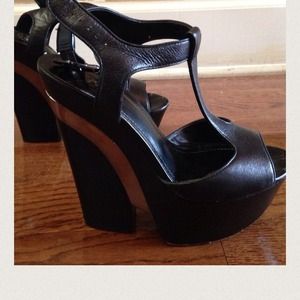 Black wedge sandals!!!