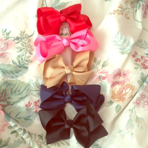 Set of 5 Clip-In Bows 🎀