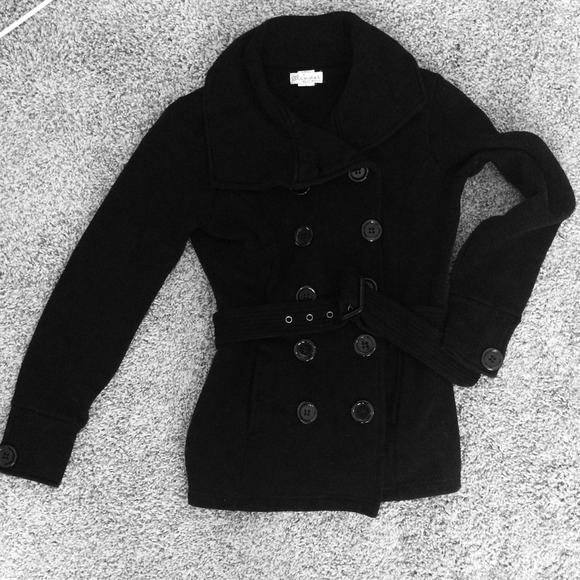 Black button up peacoat with belt