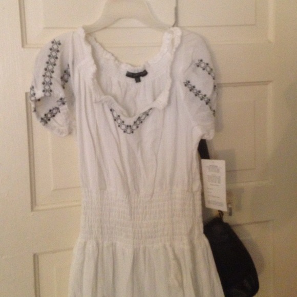 Brand new Mice Wht dress
