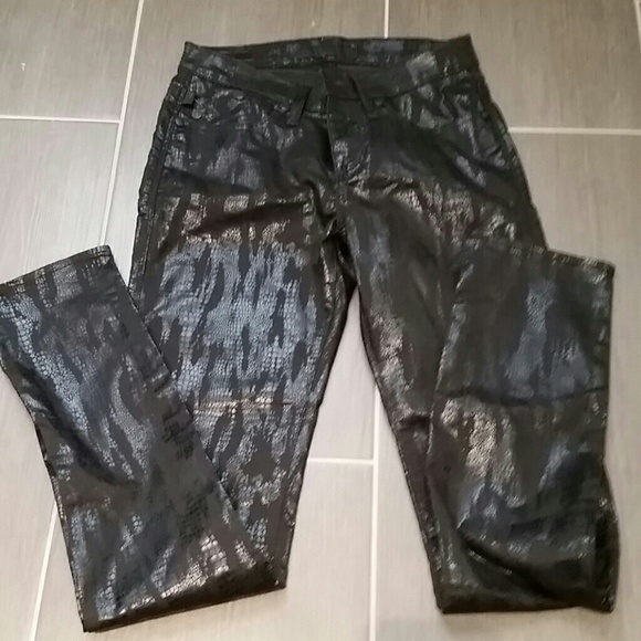 ROCK&REPUBLIC SKINNYMAMBA SNAKESKIN JEGGING/JEANS