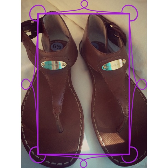 💜 MICHAEL KORS BROWN SANDALS 💜