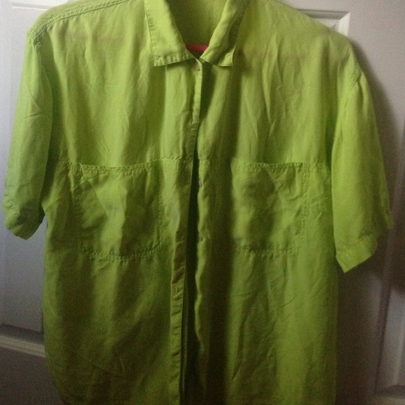 Lime Green Short Sleeved Gap Top