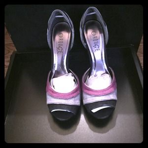 Rouge Peep Toe Sandal - NWOT