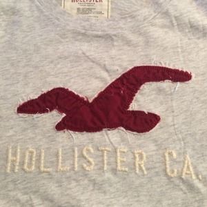 Hollister Short sleeve shirt size medium