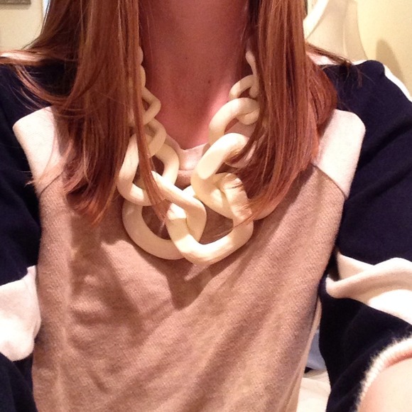 Statement necklace