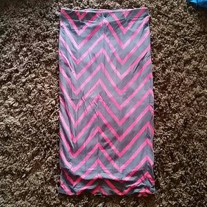 📌ON HOLD📌Rayon, spandex pencil skirt