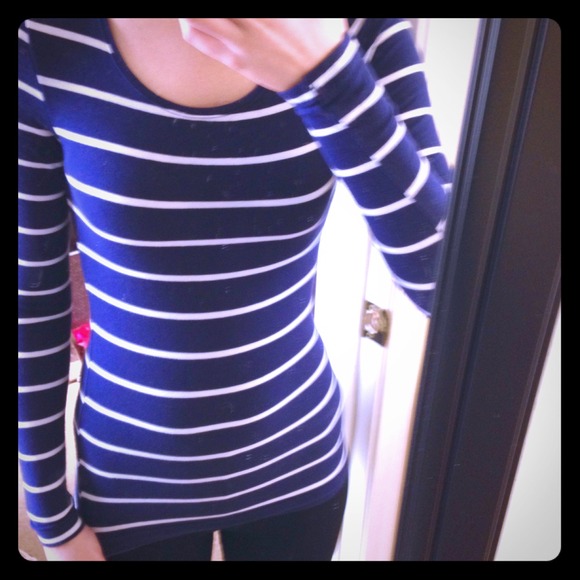 Blue/White H&M shirt