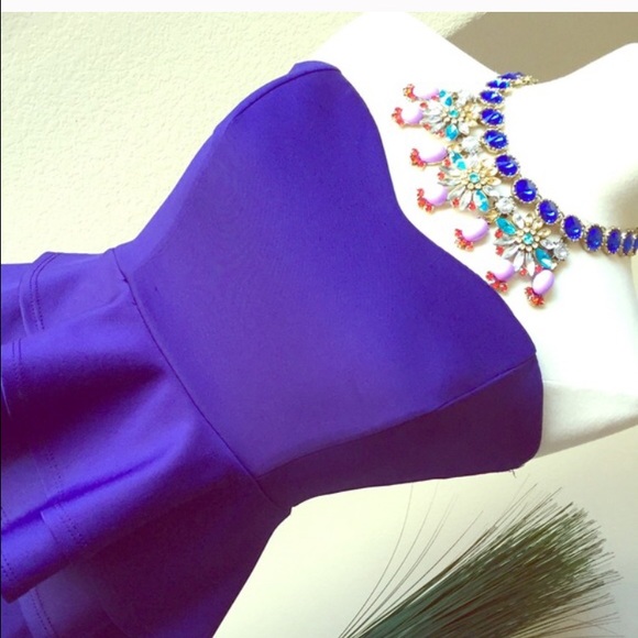 Gem statement necklace - Picture 3 of 3