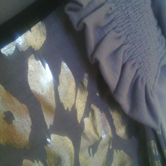 Top - Picture 3 of 4