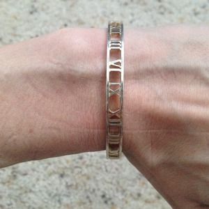 *Authentic* Silver "Atlas" medium bangle
