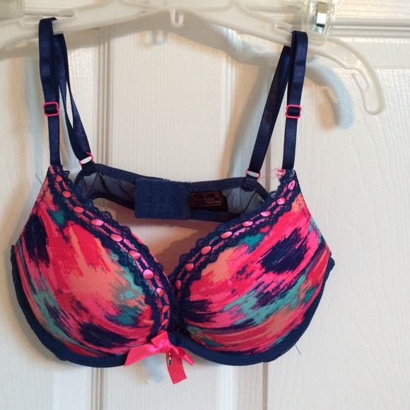 Push up bra