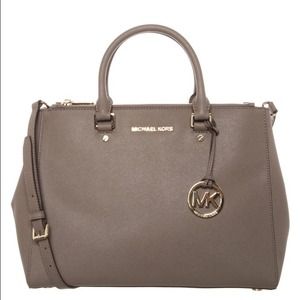 SOLD❗️Michael Kors Large Sutton Dark Dune NWOT