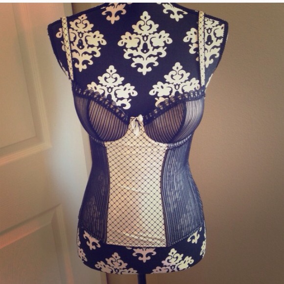 Black and cream corset