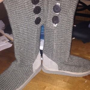Grey Uggs! New!