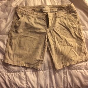 American Eagle Bermuda shorts