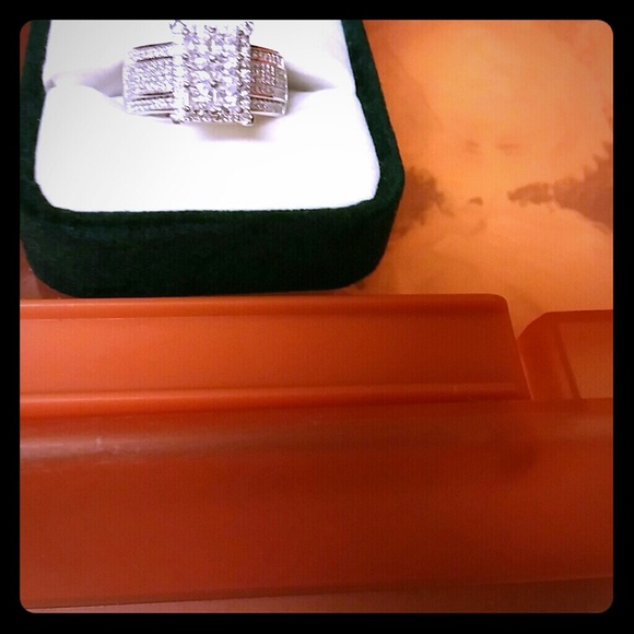 Reserved for Lydia Stunning Ladies 925 Silver Ring