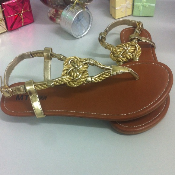 Sandals - Picture 3 of 3