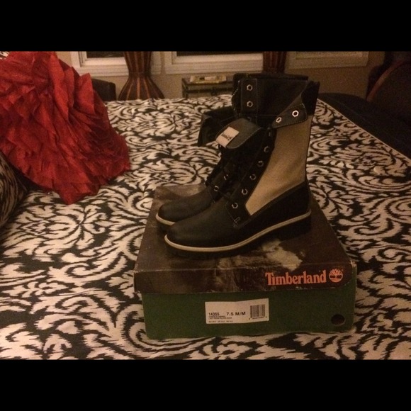 7.5 Women's Timberland Boots