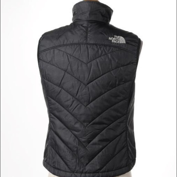 Keeping // North Face Primaloft Black Plaid Vest. - Picture 2 of 3