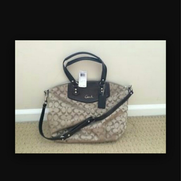 HP Coach Ashley Signature satchel - Picture 2 of 4