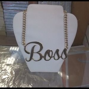BOSS Toned Chain