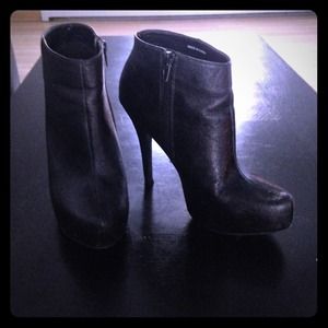 Black ankle booties