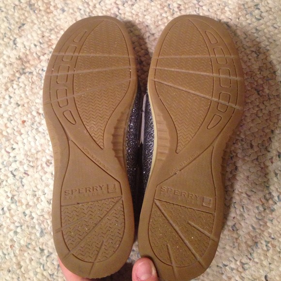 Sperrys - Picture 2 of 4