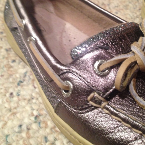 Sperrys - Picture 4 of 4