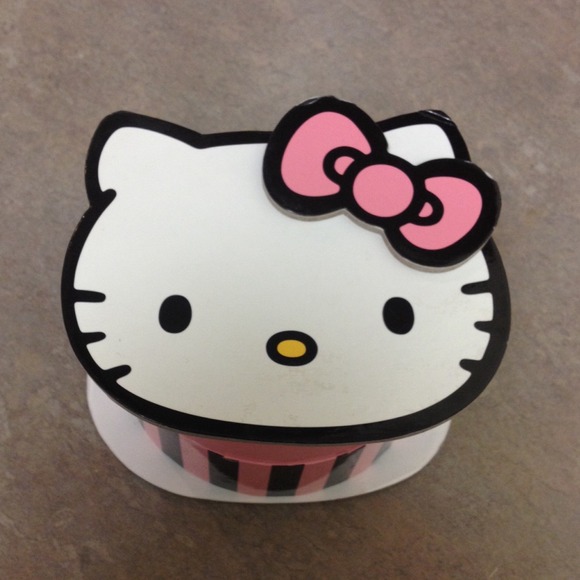 SOLD Hello Kitty Watch - Picture 3 of 3