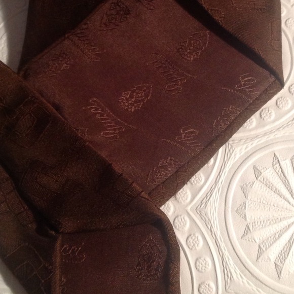 Gorgeous Gucci Silk tie - Picture 3 of 3
