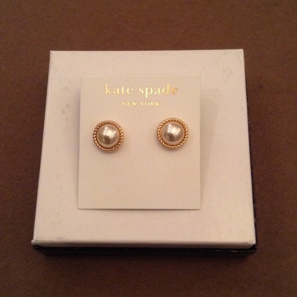 KATE SPADE Jewelry - KATE SPADE 14K GOLD FILLED PEARL POST EARRINGS NEW