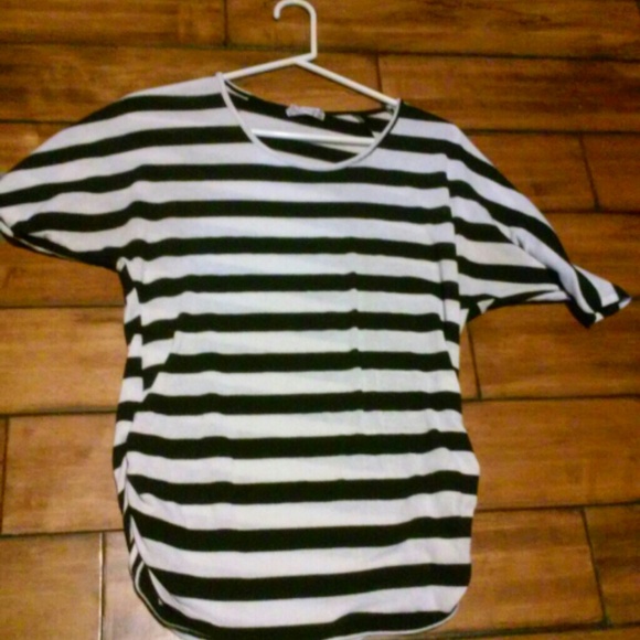 👚🎽 8 Top Bundle