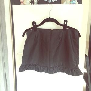 ❌SOLD❌Forever 21 Faux Leather Mini Skirt w/ Ruffle