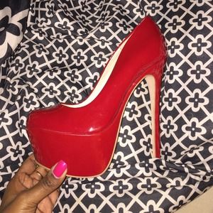 Beautiful cherry red patient pumps!