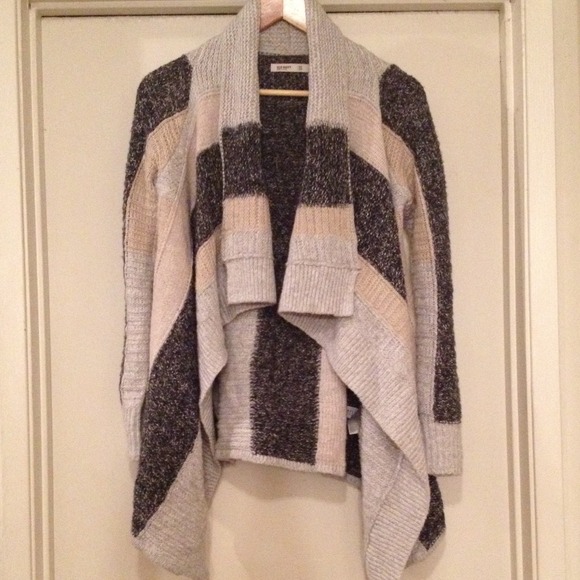 💙 Cozy Winter Shrug 💙