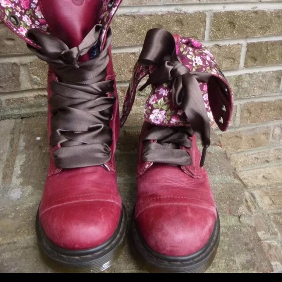 Dr. Martens cherry red leather mid calf boots Sz 6 - Picture 3 of 3