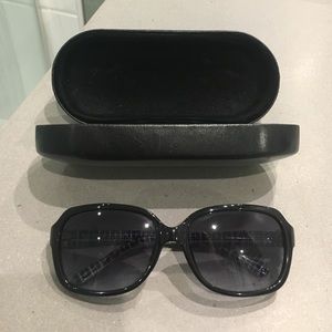 Black Kate Spade Sun Glasses