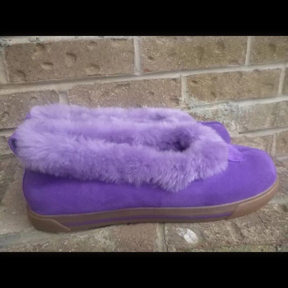 UGG Shoes - UGG Australia suede leather slipper shoes sz 11