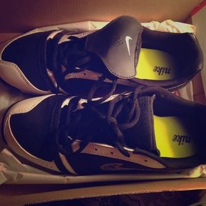 Brand new nike softball cleats with OG box