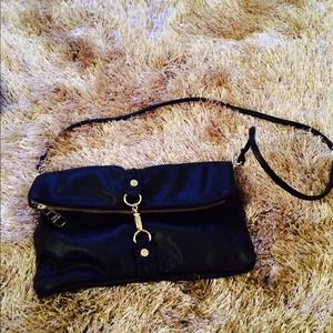 Black Medium size cross body