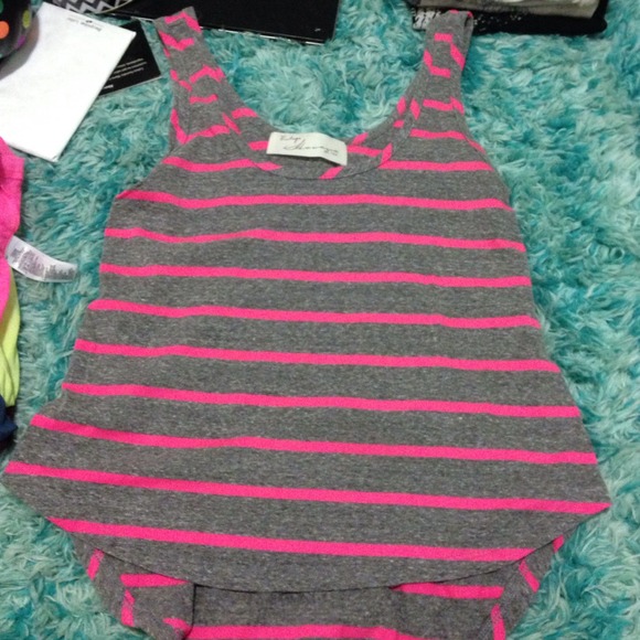 Stripe gray & hot pink tank