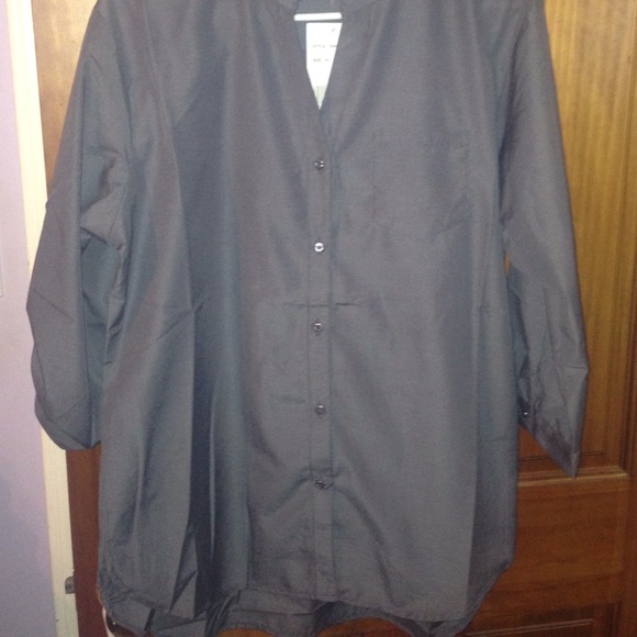 New with tags! Gray dress shirt