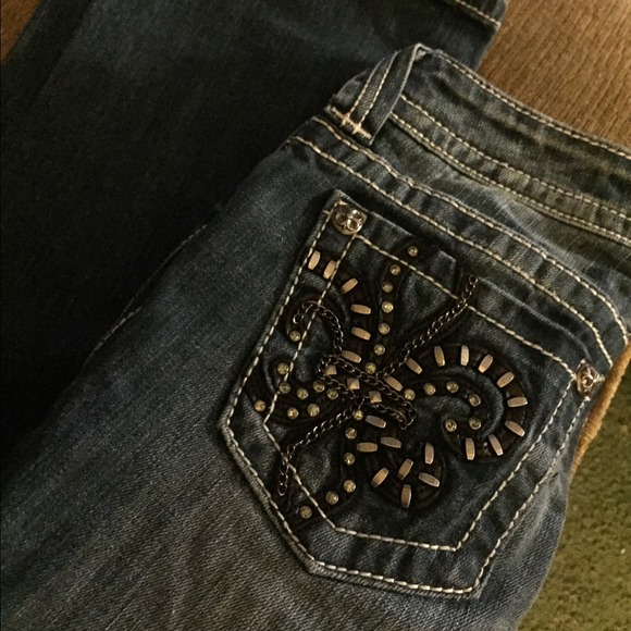 Size 24 fleur de lis miss me jeans - Picture 2 of 4