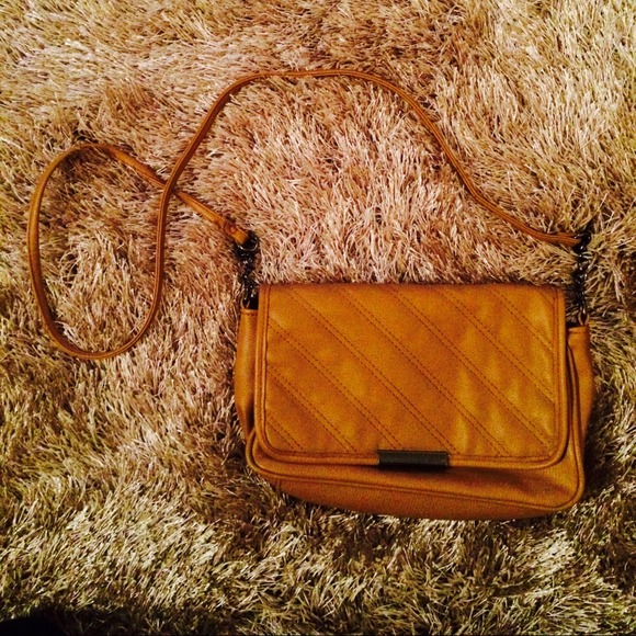 Tan cross body