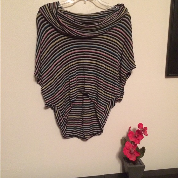 Danielle's🙆Striped Crop Top 🎀