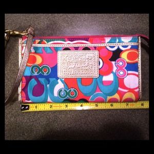💯% Authentic Coach multi color wallet/clutch